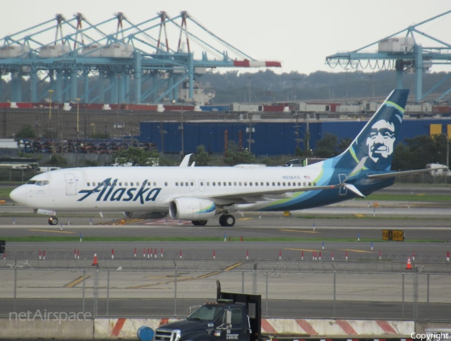 Alaska Airlines Boeing 737-890 (N518AS) | Photo 639412