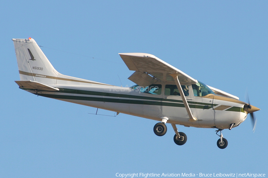 (Private) Cessna 172N Skyhawk (N5193D) | Photo 153358