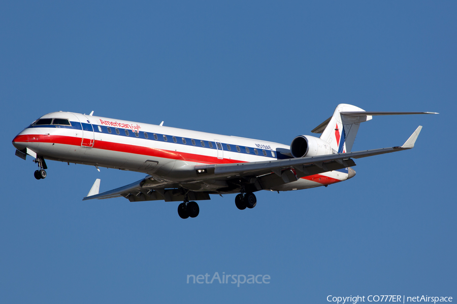American Eagle Bombardier CRJ-701ER (N519AE) | Photo 18579
