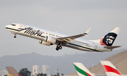 Alaska Airlines Boeing 737-890 (N519AS) at  Los Angeles - International, United States