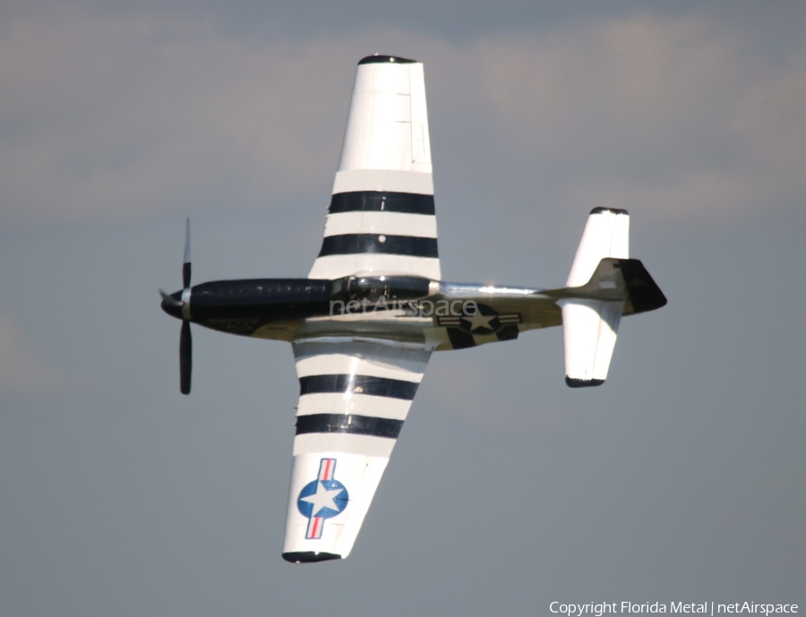 (Private) North American P-51D Mustang (N51HY) | Photo 350314