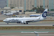 Alaska Airlines Boeing 737-890 (N520AS) at  Los Angeles - International, United States