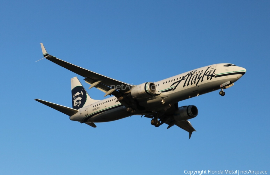 Alaska Airlines Boeing 737-890 (N520AS) | Photo 304377