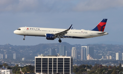 Delta Air Lines Airbus A321-271NX (N520DE) at  Los Angeles - International, United States