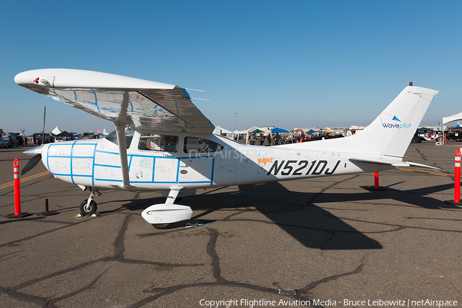 (Private) Cessna 182S Skylane (N521DJ) | Photo 81123