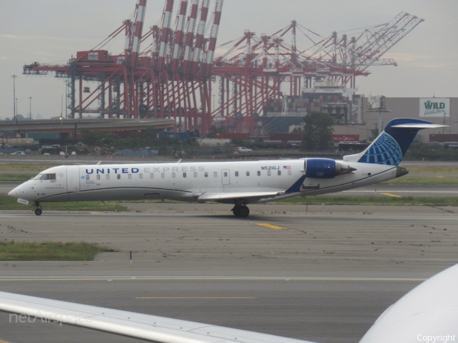 United Express (GoJet Airlines) Bombardier CRJ-550 (N521GJ) | Photo 468677