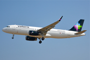 Volaris Airbus A320-233 (N521VL) at  Los Angeles - International, United States