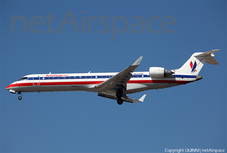 American Eagle Bombardier CRJ-701 (N522AE) | Photo 34411