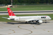 Northwest Airlines Boeing 757-251 (N552NW) at  Minneapolis - St. Paul International, United States