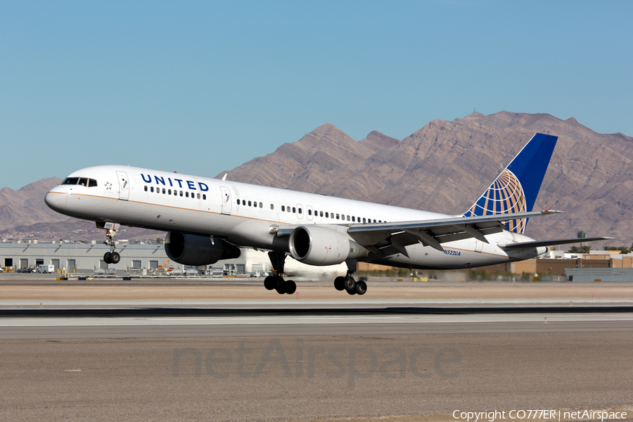 United Airlines Boeing 757-222 (N522UA) | Photo 38817