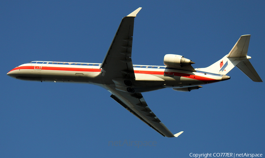 American Eagle Bombardier CRJ-701 (N523AE) | Photo 2844