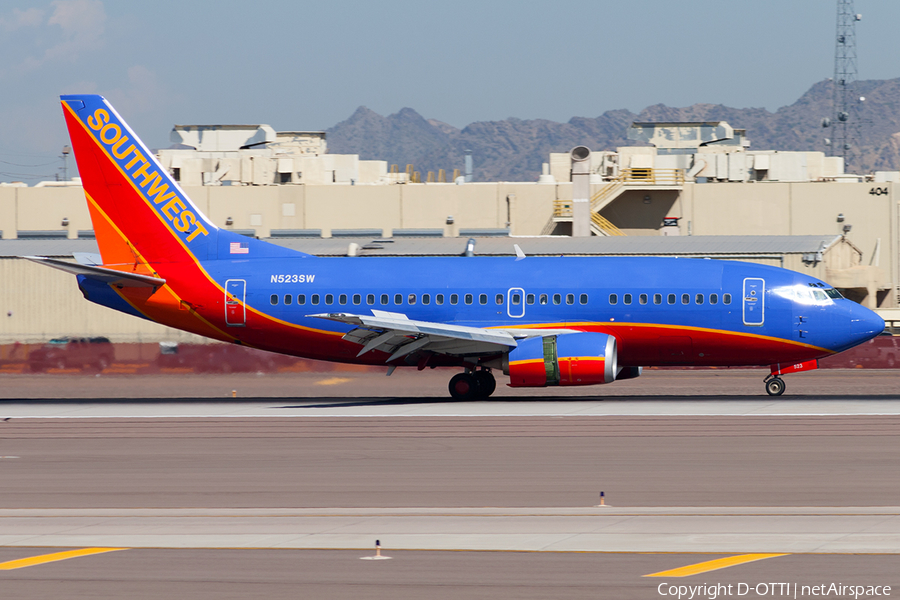 Southwest Airlines Boeing 737-5H4 (N523SW) | Photo 189143