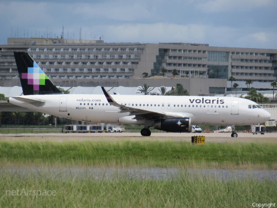 Volaris Airbus A320-233 (N523VL) | Photo 518309