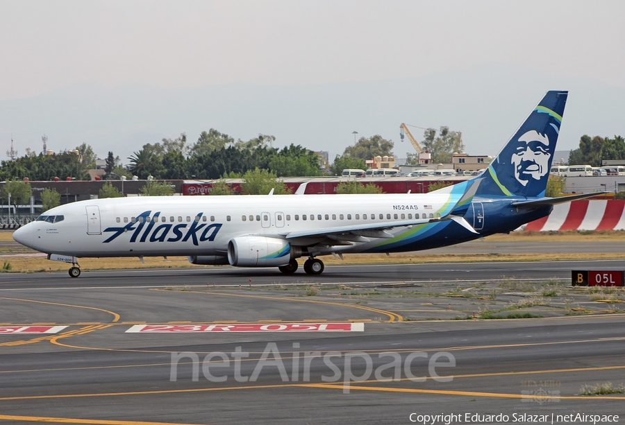 Alaska Airlines Boeing 737-890 (N524AS) | Photo 436666