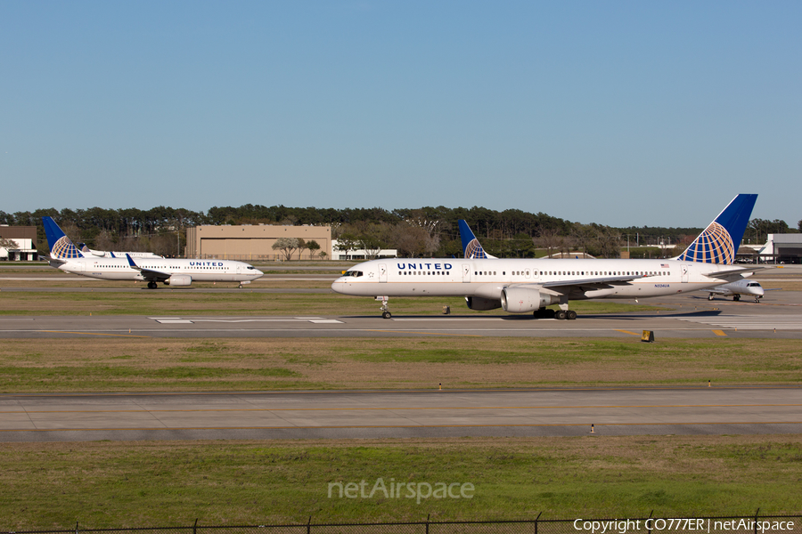 United Airlines Boeing 757-222 (N524UA) | Photo 42859