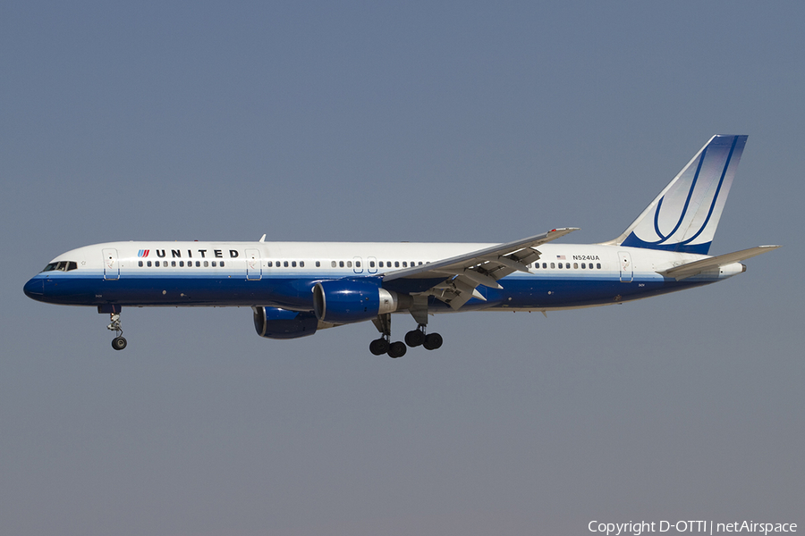 United Airlines Boeing 757-222 (N524UA) | Photo 341028
