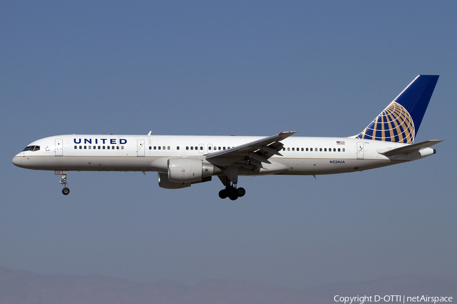 United Airlines Boeing 757-222 (N524UA) | Photo 424428