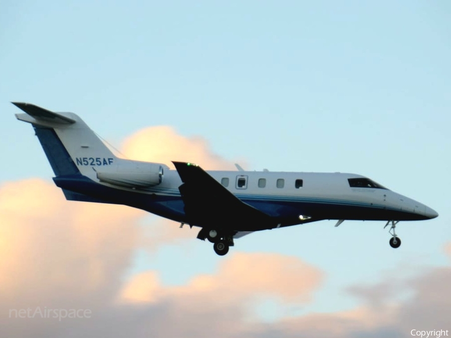 PlaneSense Pilatus PC-24 (N525AF) | Photo 660913