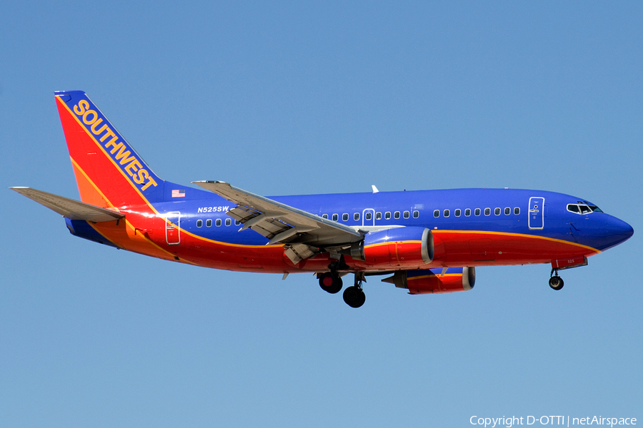 Southwest Airlines Boeing 737-5H4 (N525SW) | Photo 179368