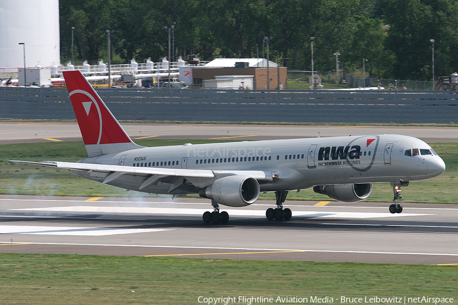 Northwest Airlines Boeing 757-251 (N525US) | Photo 83740
