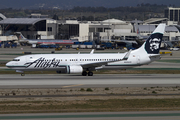 Alaska Airlines Boeing 737-890 (N526AS) at  Los Angeles - International, United States