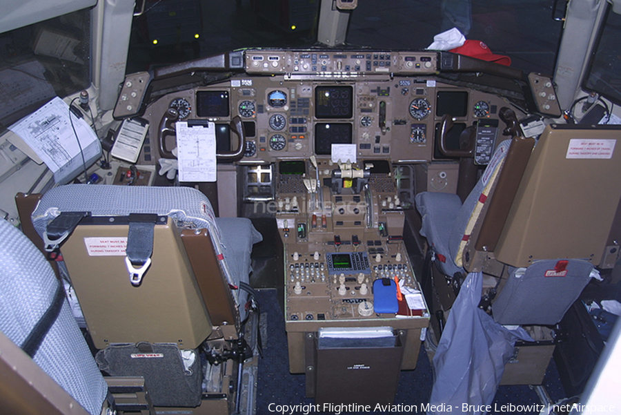 Northwest Airlines Boeing 757-251 (N526US) | Photo 171497