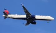 Delta Air Lines Airbus A321-271NX (N527DE) at  Orlando - International (McCoy), United States