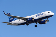 JetBlue Airways Airbus A320-232 (N527JL) at  Windsor Locks - Bradley International, United States