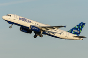 JetBlue Airways Airbus A320-232 (N527JL) at  Boston - Logan International, United States