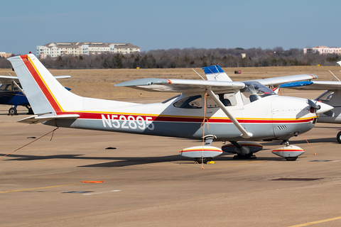(Private) Cessna 182P Skylane (N52895) at  Arlington - Municipal, United States