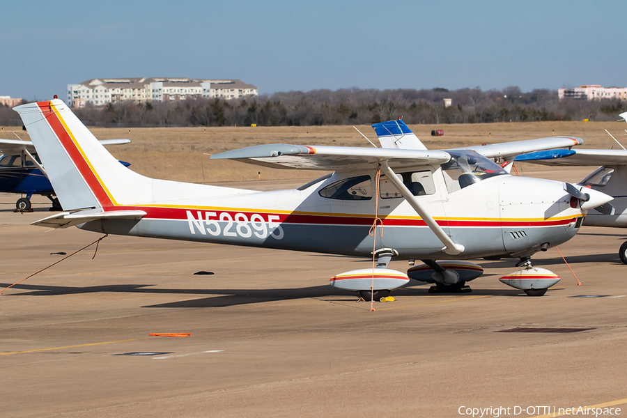 (Private) Cessna 182P Skylane (N52895) | Photo 677603