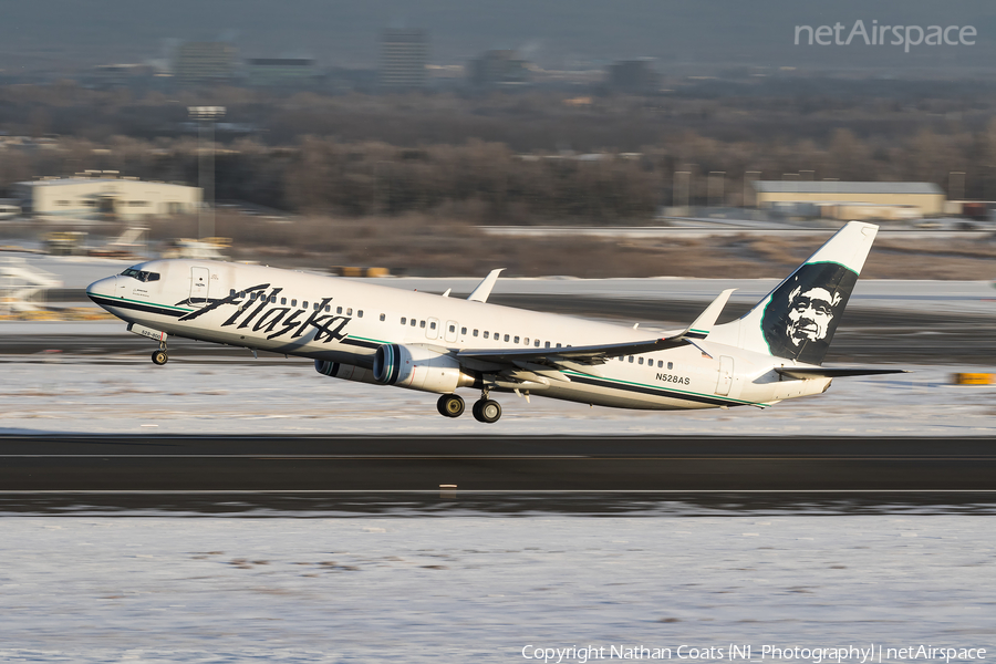 Alaska Airlines Boeing 737-890 (N528AS) | Photo 133639