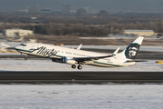 Alaska Airlines Boeing 737-890 (N528AS) at  Anchorage - Ted Stevens International, United States