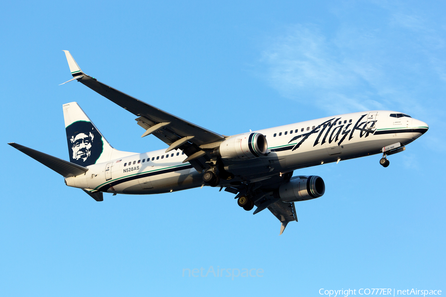 Alaska Airlines Boeing 737-890 (N528AS) | Photo 119322