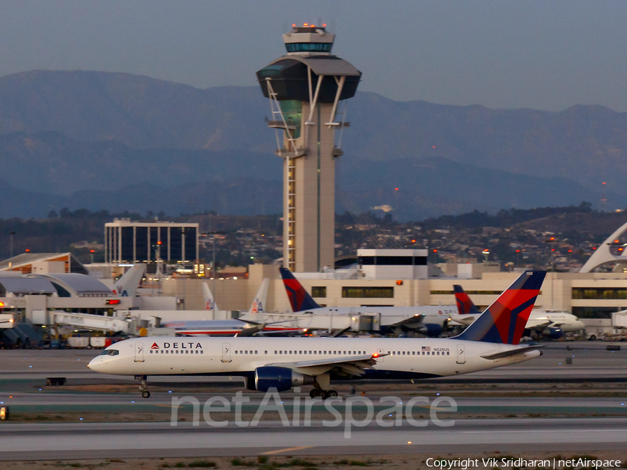 Delta Air Lines Boeing 757-251 (N528US) | Photo 7167
