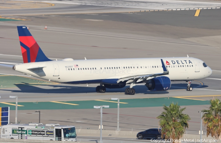 Delta Air Lines Airbus A321-271NX (N529DT) | Photo 667818