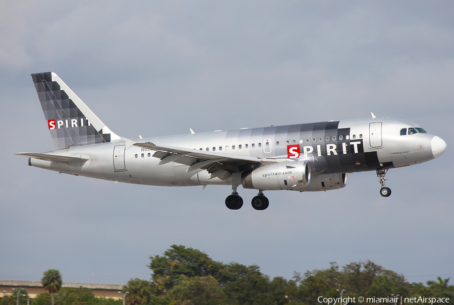 Spirit Airlines Airbus A319-132 (N529NK) | Photo 64256