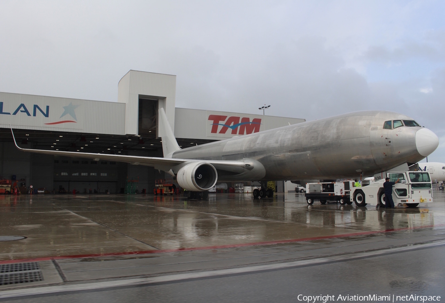 LATAM Cargo Chile Boeing 767-346F(ER) (N530LA) | Photo 191307