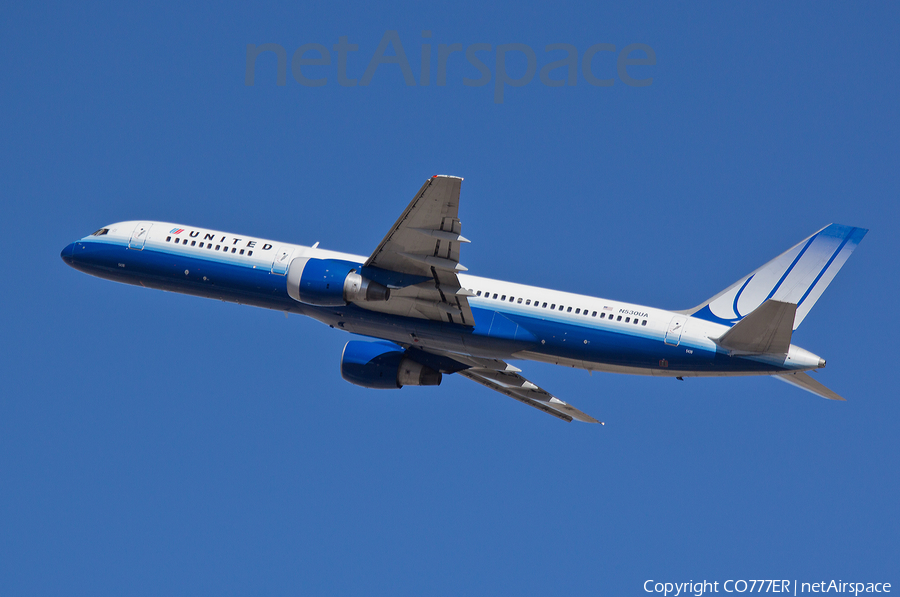 United Airlines Boeing 757-222 (N530UA) | Photo 3175