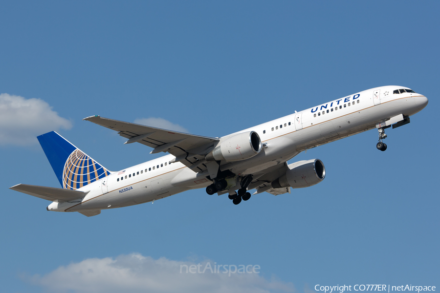 United Airlines Boeing 757-222 (N530UA) | Photo 22533