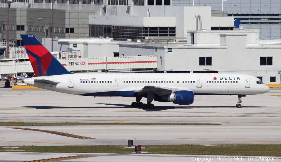 Delta Air Lines Boeing 757-251 (N530US) | Photo 588669