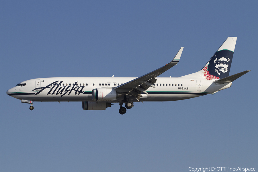 Alaska Airlines Boeing 737-890 (N532AS) | Photo 337746