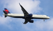 Delta Air Lines Airbus A321-271NX (N532DN) at  Orlando - International (McCoy), United States