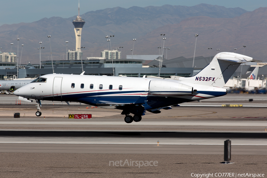 Flexjet Bombardier BD-100-1A10 Challenger 300 (N532FX) | Photo 79916