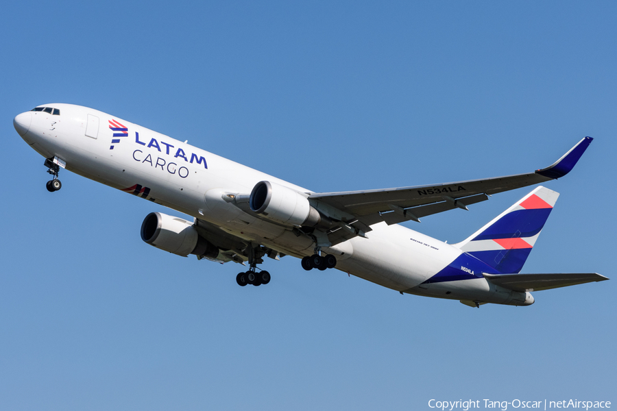 LATAM Cargo Chile Boeing 767-316F(ER) (N534LA) | Photo 424394