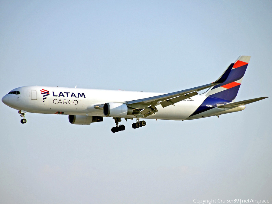 LATAM Cargo Chile Boeing 767-316F(ER) (N534LA) | Photo 265320