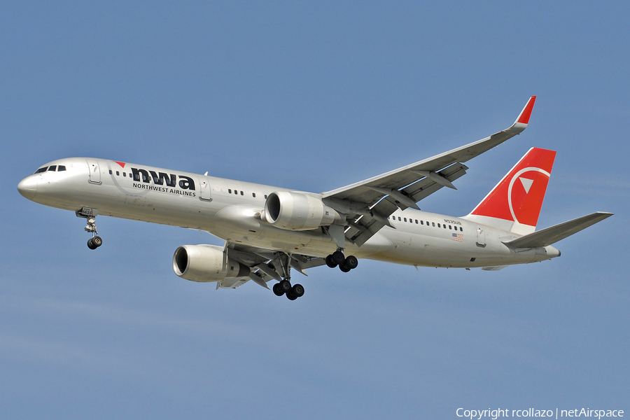 Northwest Airlines Boeing 757-251 (N535US) | Photo 10934