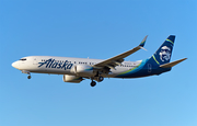 Alaska Airlines Boeing 737-890 (N536AS) at  Portland - International, United States