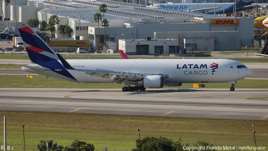 LATAM Cargo Chile Boeing 767-316F(ER) (N536LA) | Photo 304636