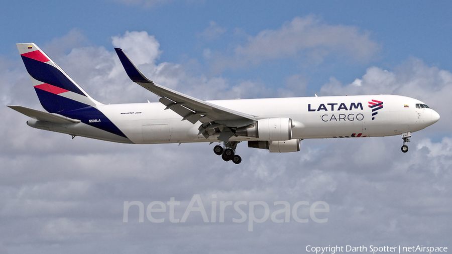LATAM Cargo Chile Boeing 767-316F(ER) (N536LA) | Photo 381901